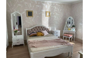 Двуспальная кровать Авиньон MUR-111-01/1 с каретной стяжкой