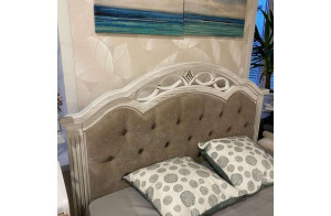 Односпальная кровать Венеция MUR-101-01 с каретной стяжкой